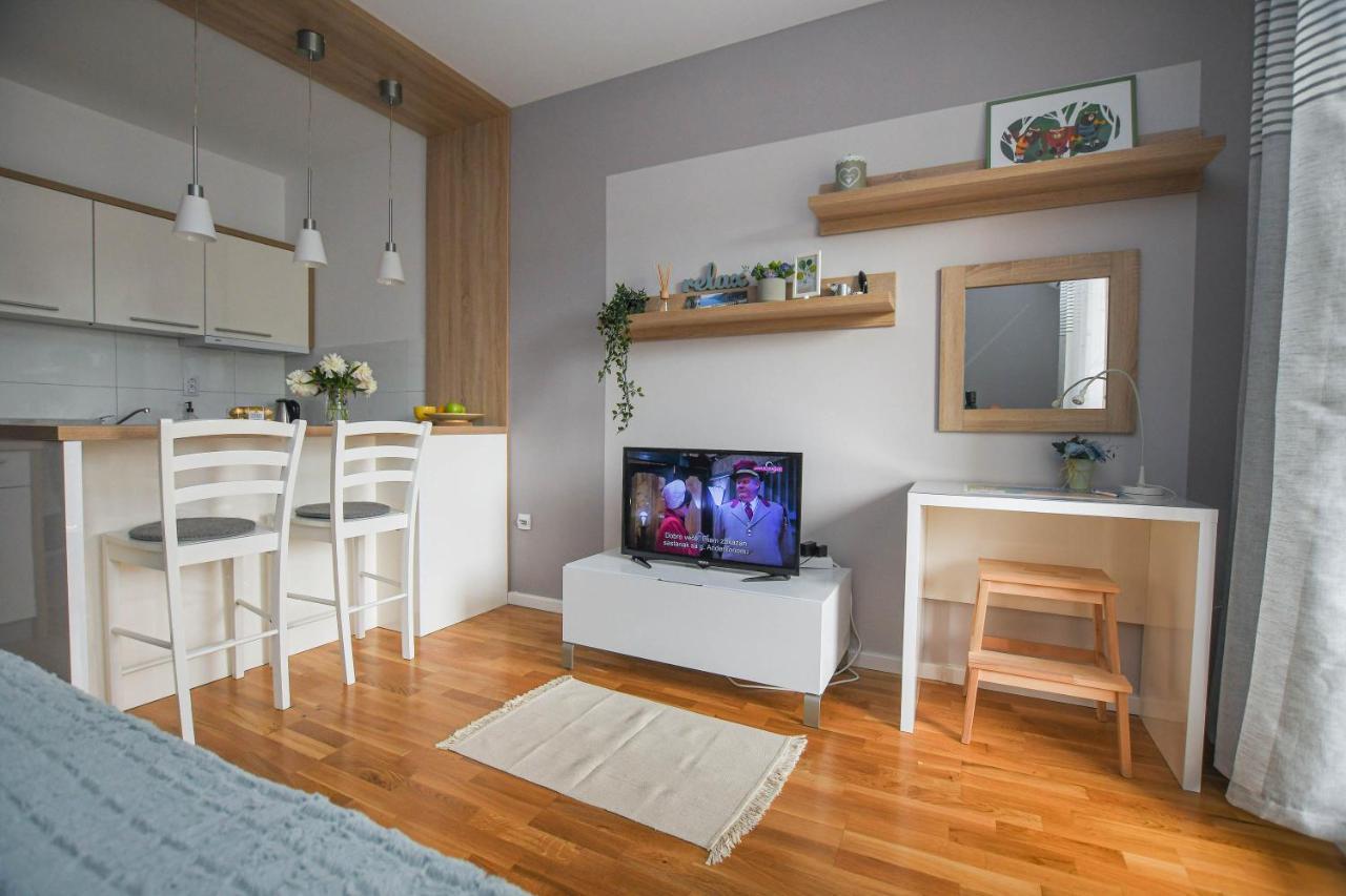 Apartment Plaza كلادوفو المظهر الخارجي الصورة